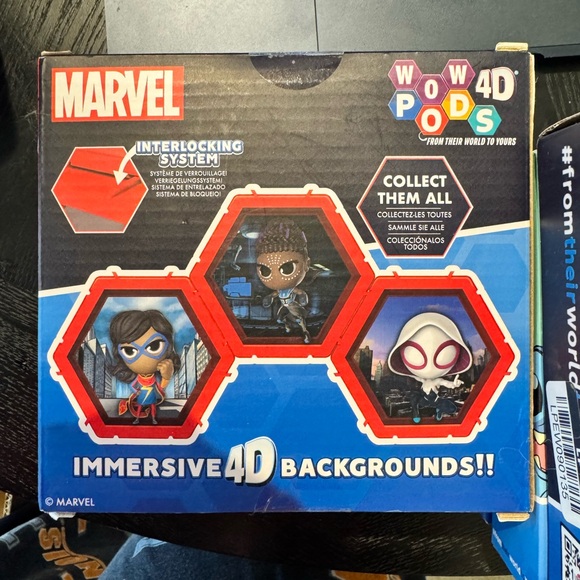 PODS 4D Marvel Ms.Marvel, Unique Connectable Collectable Bobble-Head Figure - Picture 2 of 5